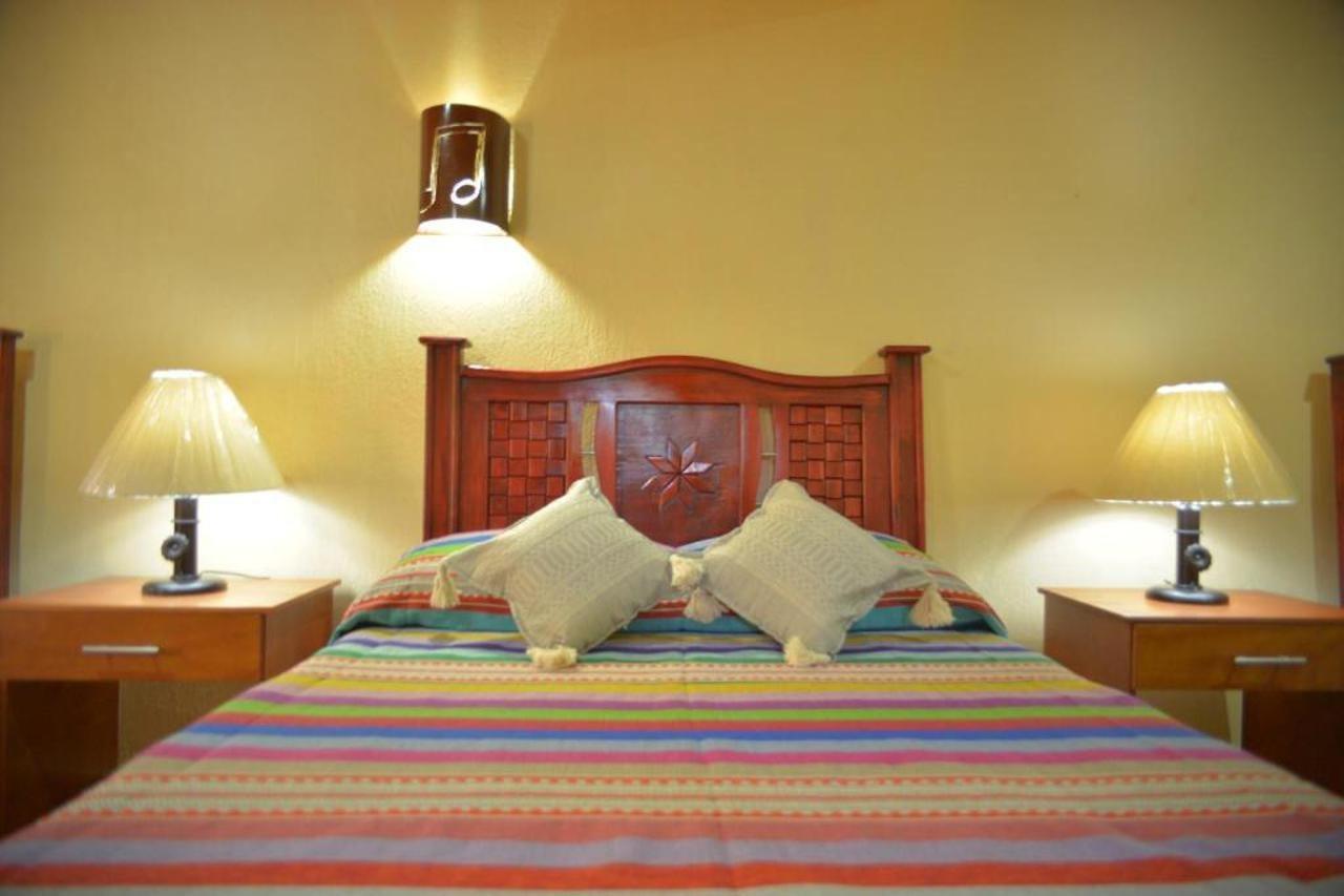 Oyo Hotel Castillo Santa Cecilia ทาปัลปา ภายนอก รูปภาพ